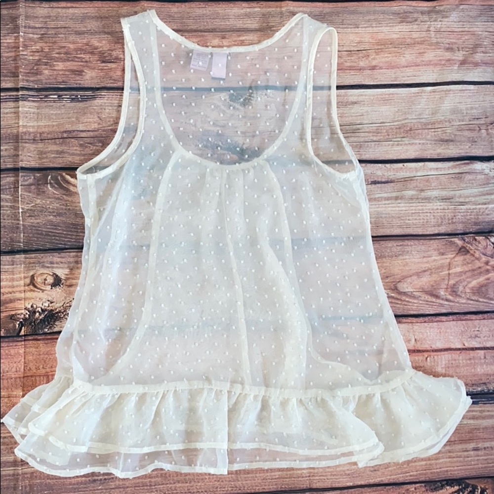 🐥 Sheer Ruffled Hem Tank - Picture 2 of 3